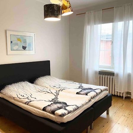 Ullanlinna Big Apartment In The Heart Of ヘルシンキ エクステリア 写真
