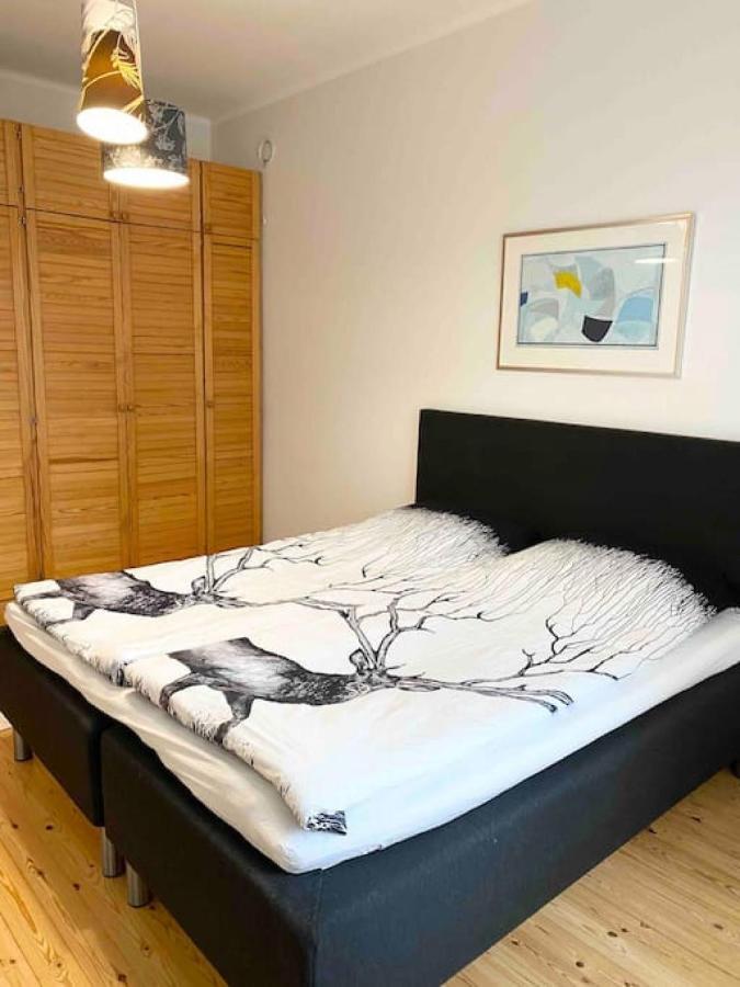 Ullanlinna Big Apartment In The Heart Of ヘルシンキ エクステリア 写真